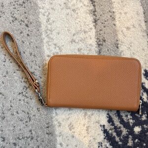 Thirty One wristlet